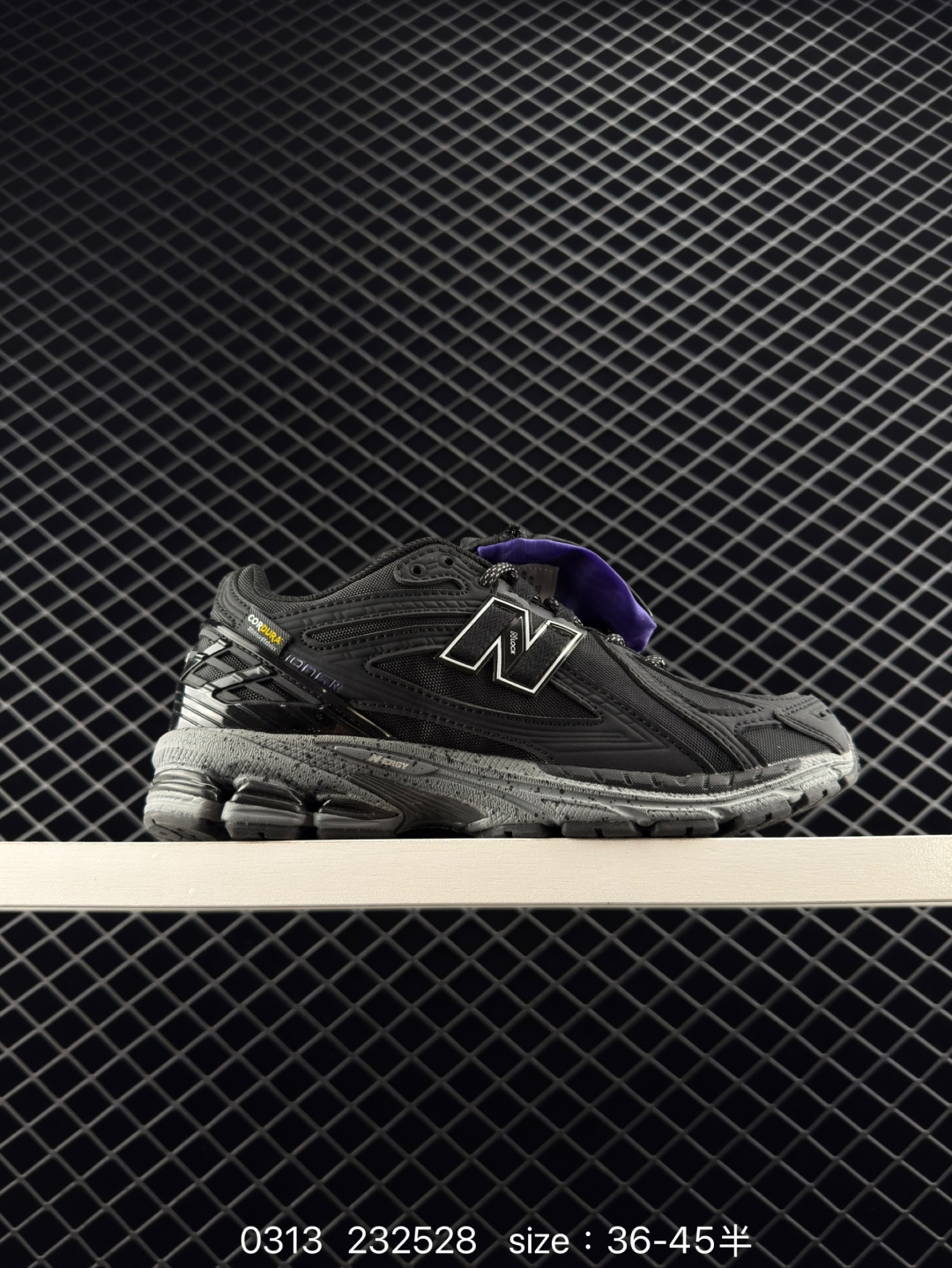 New Balance M1906
